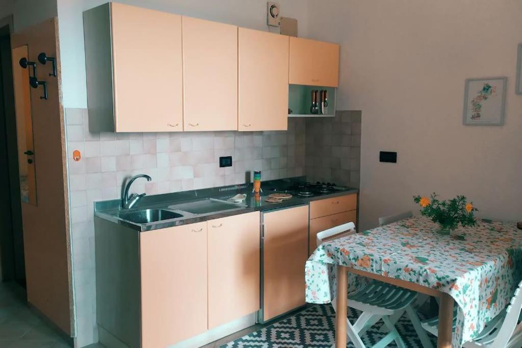 Nisportino, Elba. Bilocale Con Patio Vista Mare. Casale Gastagno Exterior foto